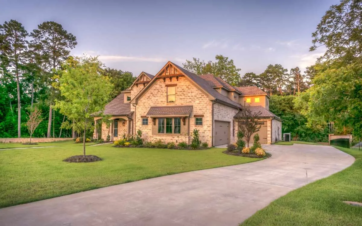 Water Mitigation Services in Sunnyside, CA